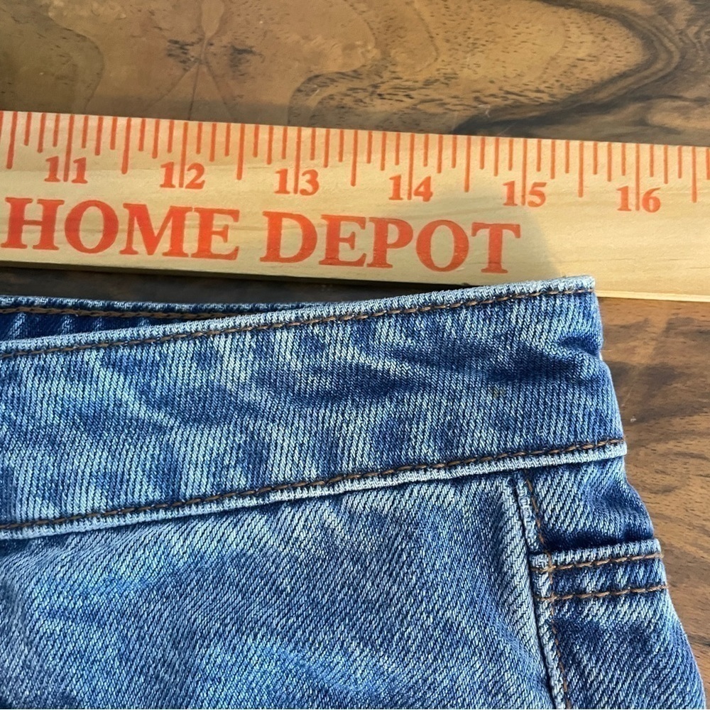 Mid Rise Distressed Jeans Pants - Picture 6 of 8